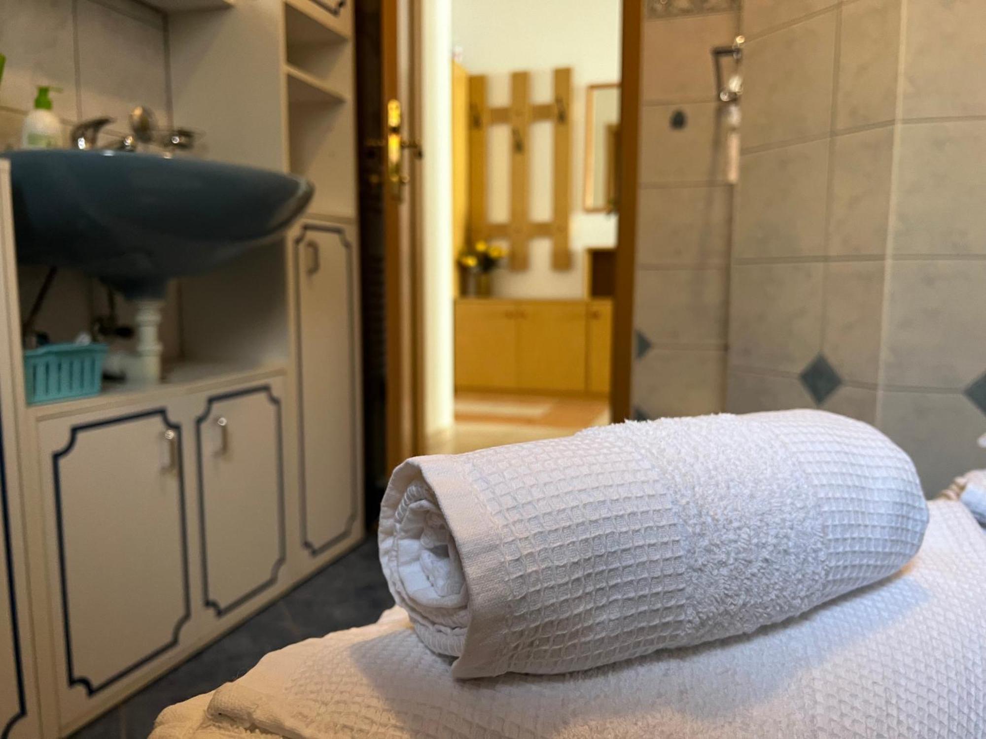 Apartman Ahmicic 茨里克韦尼察 外观 照片