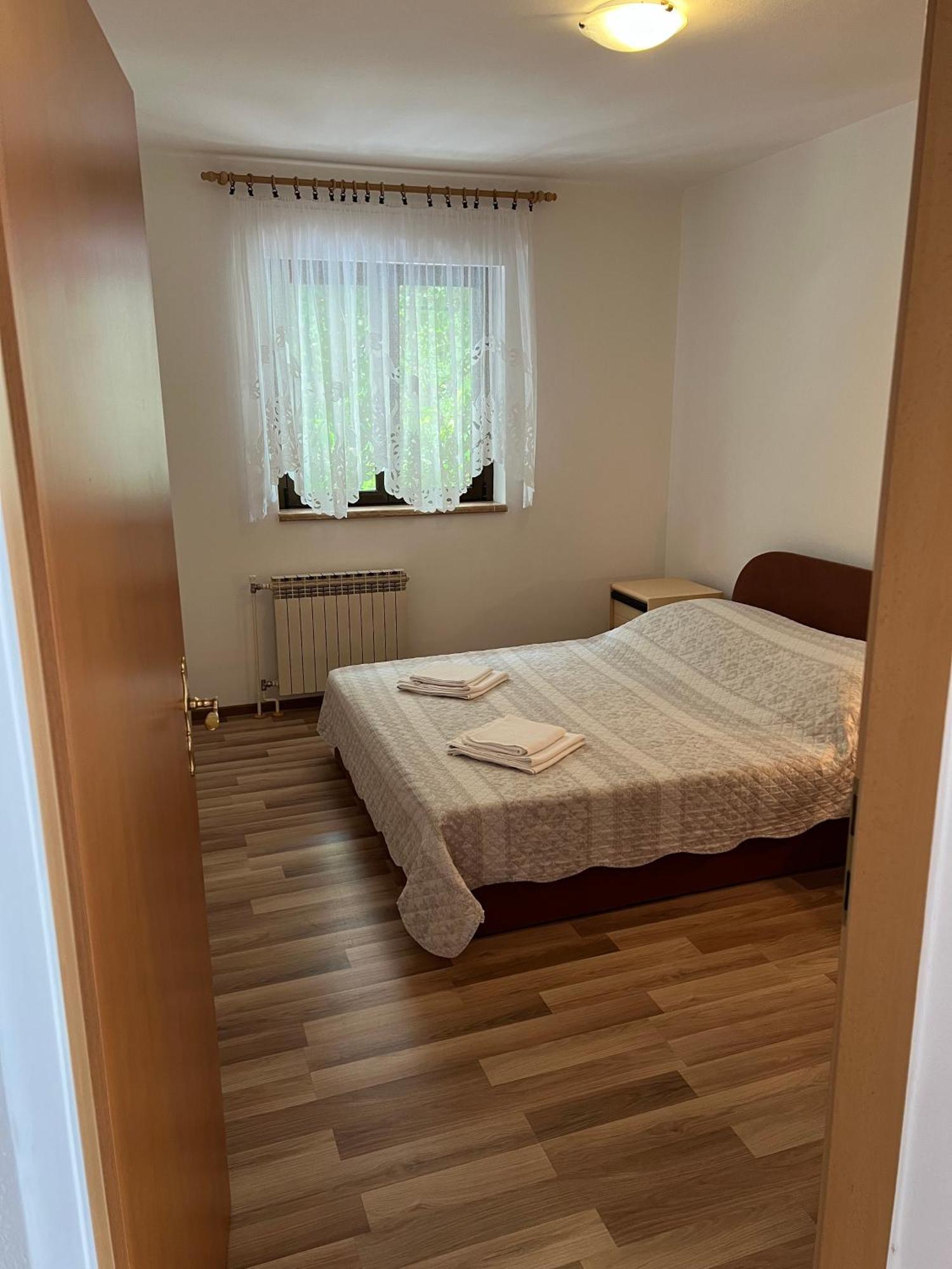 Apartman Ahmicic 茨里克韦尼察 外观 照片